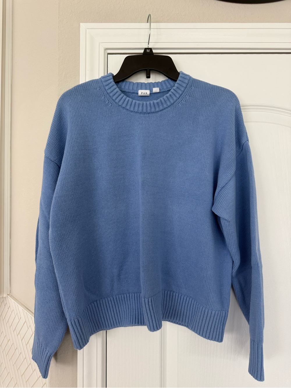 GAP Blue Crewneck Knit Sweater - Women's